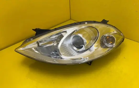 Mercedes-Benz A W169 Headlight/headlamp A1698200561
