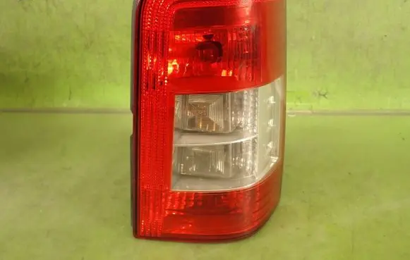 Peugeot Partner Rear/tail lights
