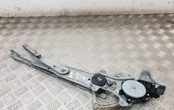 Subaru Legacy Front door window regulator with motor 803180