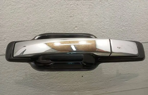 Rear door exterior handle