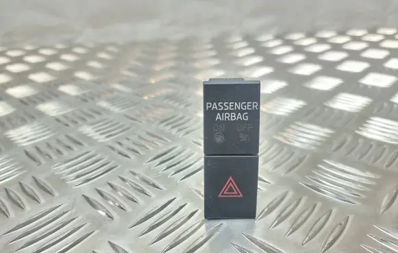 Hazard light switch