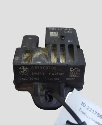 BMW 1 F20 F21 Glow plug pre-heat relay 857008702 0522120103