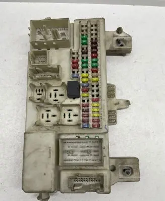 Mazda 3 I Fuse box set 201004 075750