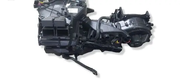 Volkswagen Golf Plus Interior heater climate box assembly 5M1820003D