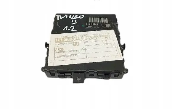 Renault Twingo II Other control units/modules 8201229416