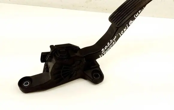 Hyundai Ioniq Accelerator throttle pedal 32700G2920 DH32728G2900