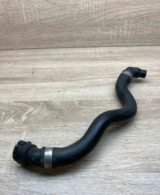 Mercedes-Benz E W211 Engine coolant pipe/hose A2118300496