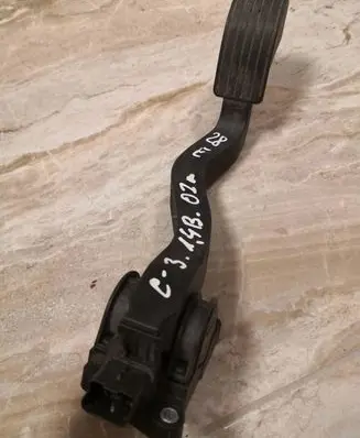 Peugeot 307 Accelerator throttle pedal F00C3E2427