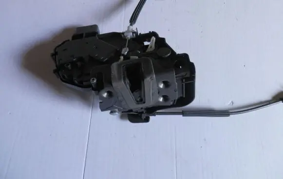 Land Rover Range Rover Sport L320 Front door lock 79mkiuyttr