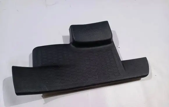 Dodge Durango Rear sill trim cover 1NC84DX9AD