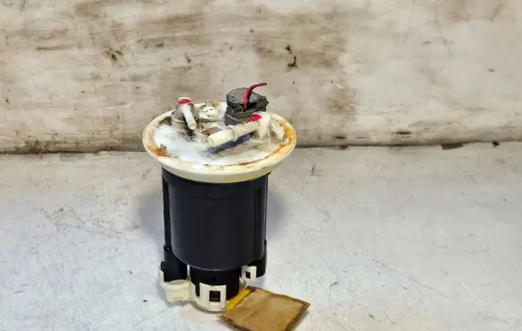 Mitsubishi Lancer In-tank fuel pump 1019616650 MR497413