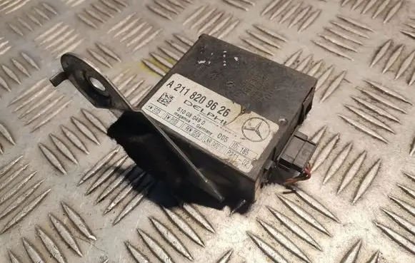 Mercedes-Benz E W211 Alarm control unit/module 2118209626