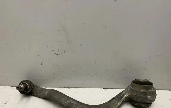 BMW X5 E70 Front lower control arm/wishbone 6773950