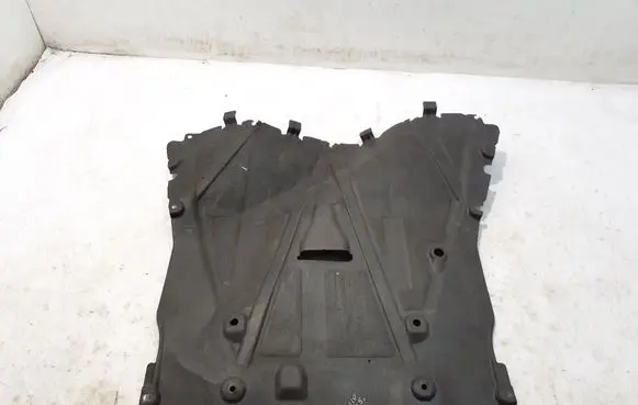 Engine splash shield/under tray