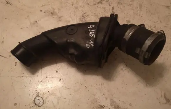 Volvo V70 Engine coolant pipe/hose 30778734 A16516