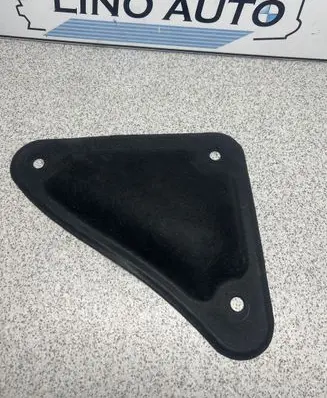 Engine bonnet/hood sound/heat insulation