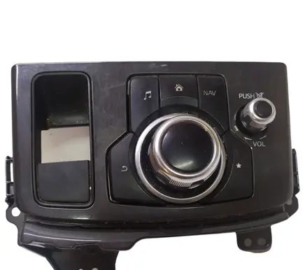 Head unit multimedia control
