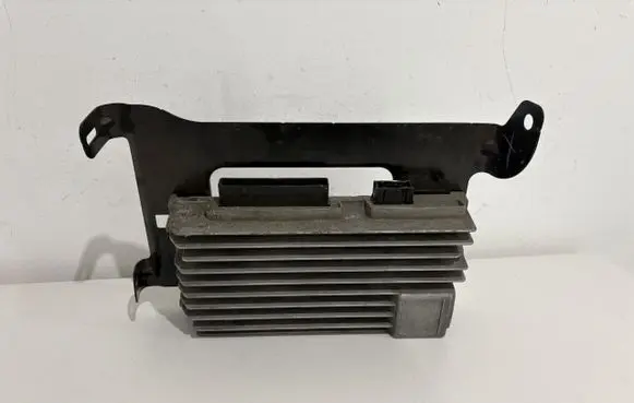 Audi A5 8T 8F Sound amplifier 8T1035223