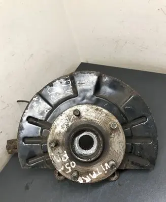 Suzuki Grand Vitara I Front wheel hub