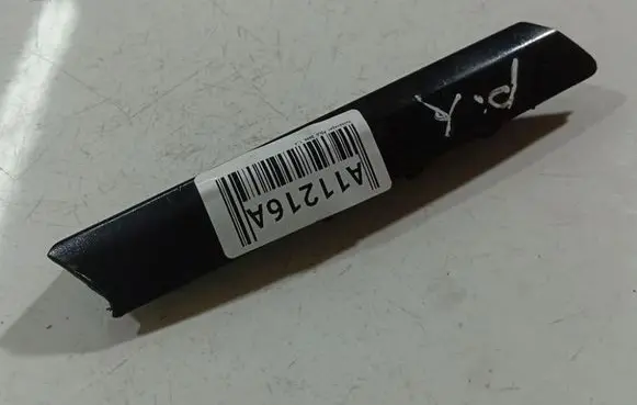 Volkswagen Polo IV 9N3 Other interior part 6Q0867171C