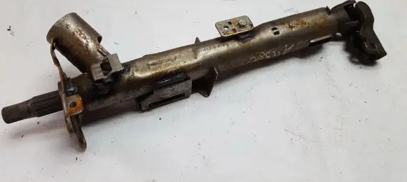 Peugeot 406 Steering wheel axle