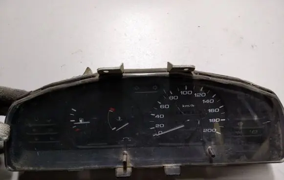 Nissan Sunny Speedometer (instrument cluster)
