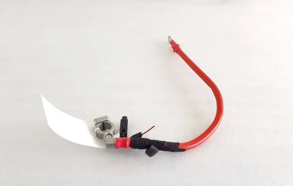Ford E-Transit Positive cable (battery) 