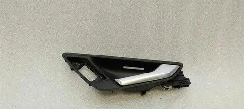 Audi TT TTS RS Mk3 8S Front door interior handle 8S0837020A