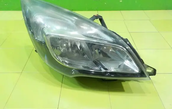 Opel Meriva B Headlight/headlamp 13372322