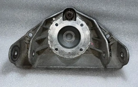 Porsche Cayenne (9PA) Coil spring mount 7L0412391