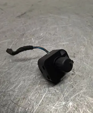 Audi A3 S3 8P Wing mirror switch 8E0959565