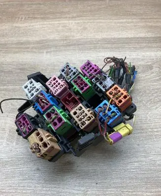 Audi A8 S8 D2 4D Other relay 4D0972575 929747