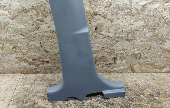 Mercedes-Benz C AMG W204 (A) pillar trim 7624179J0
