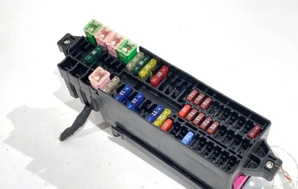 Seat Toledo IV (NH) Fuse box set 6C0937615A