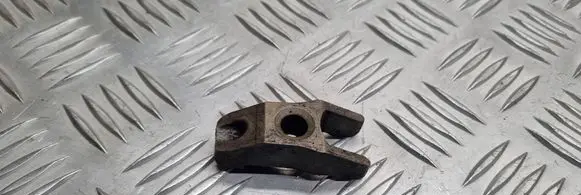 Volvo S70 V70 V70 XC Fuel Injector clamp holder 