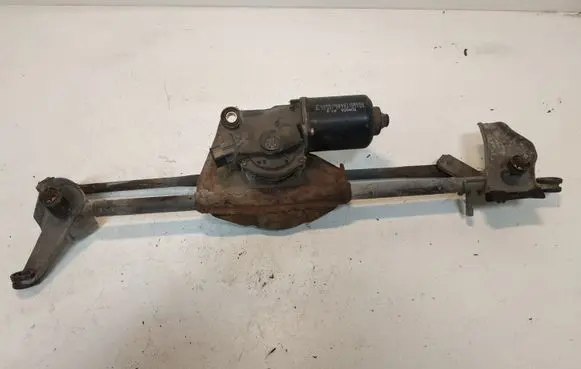 Toyota RAV 4 (XA20) Wiper motor 8511042130