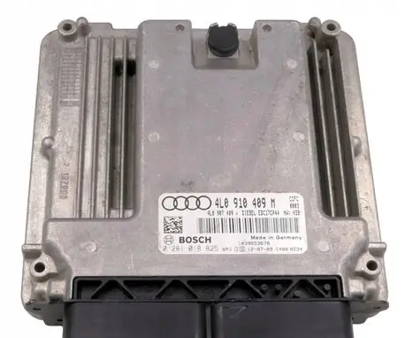 Audi Q7 4L Engine control unit/module 4L0910409M