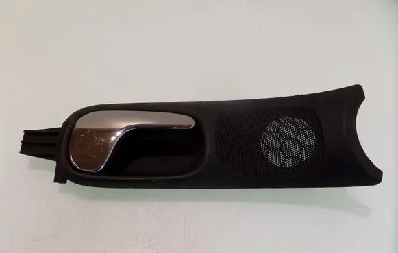 Audi A4 S4 B5 8D Front door interior handle 8D0837020