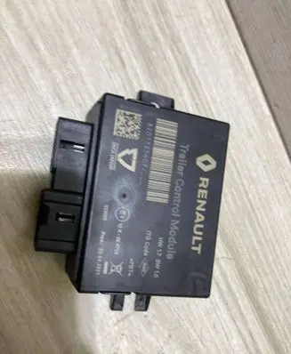 Renault Arkana Tow bar trailer control unit/module 8201725607