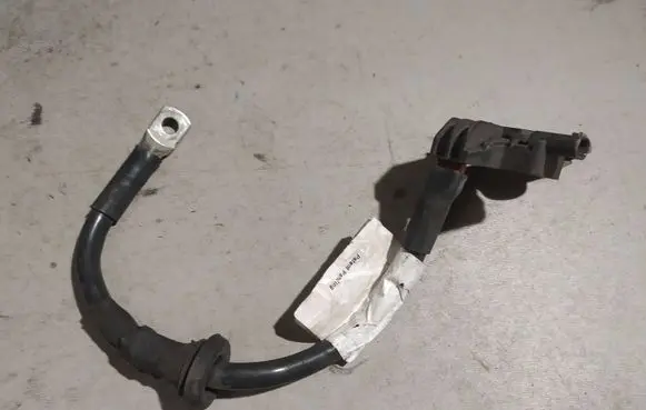 Volkswagen Touareg II Negative earth cable (battery) 7P0915181A 519395214
