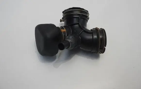 Suzuki Swace Air intake hose/pipe 17880-0T440