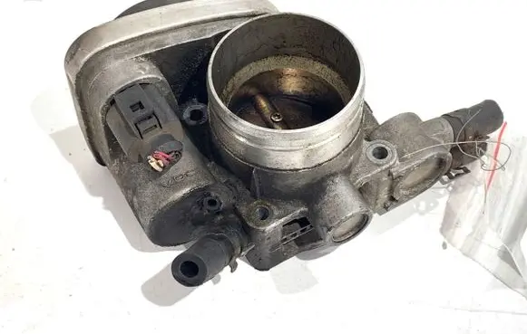 Audi A4 S4 B6 8E 8H Engine shut-off valve 06B133062P