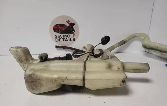 Audi Q7 4L Windshield washer fluid reservoir/tank 4l0955453