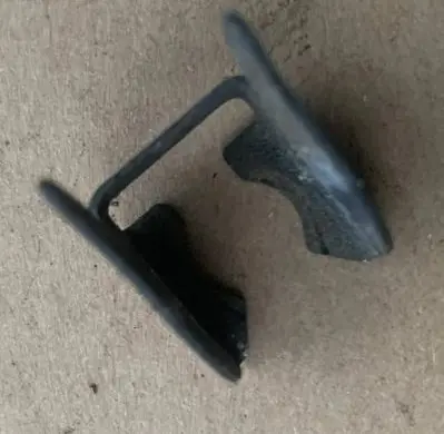 Jaguar XJ X300 Fuel Injector clamp holder 7213