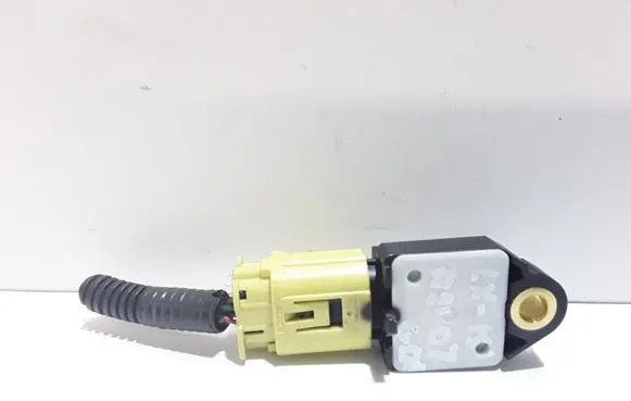 Lexus IS 220D-250-350 Airbag deployment crash/impact sensor 898310W040