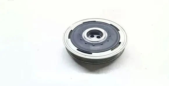 BMW 2 F46 Crankshaft pulley