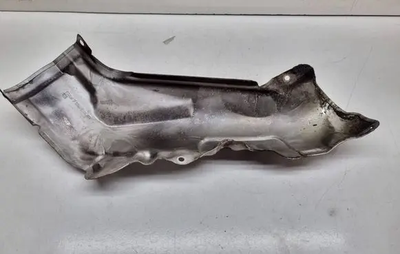 BMW 7 F01 F02 F03 F04 Heat shield in engine bay 7576999