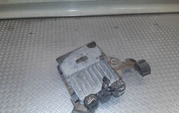 Toyota Corolla Verso AR10 Fuel injection control unit/module 8987120070 1310001371