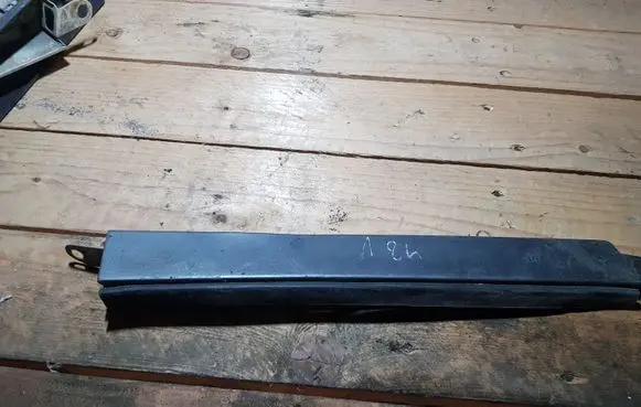Mercedes-Benz E W124 Under headlight/headlamp trim 1248850385