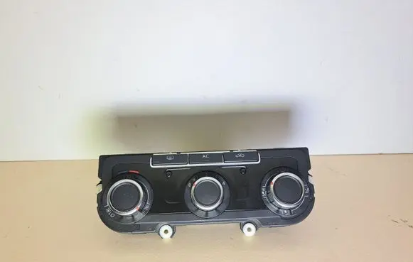 Volkswagen Golf VI Climate control unit 3C8907336 5HB00975100 5HB009751